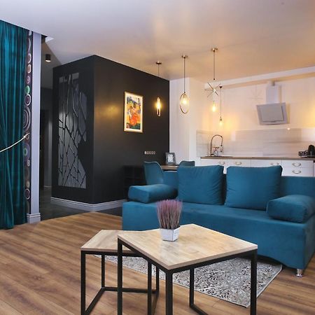 Allurapart Nivky Apartment Kiev Ngoại thất bức ảnh